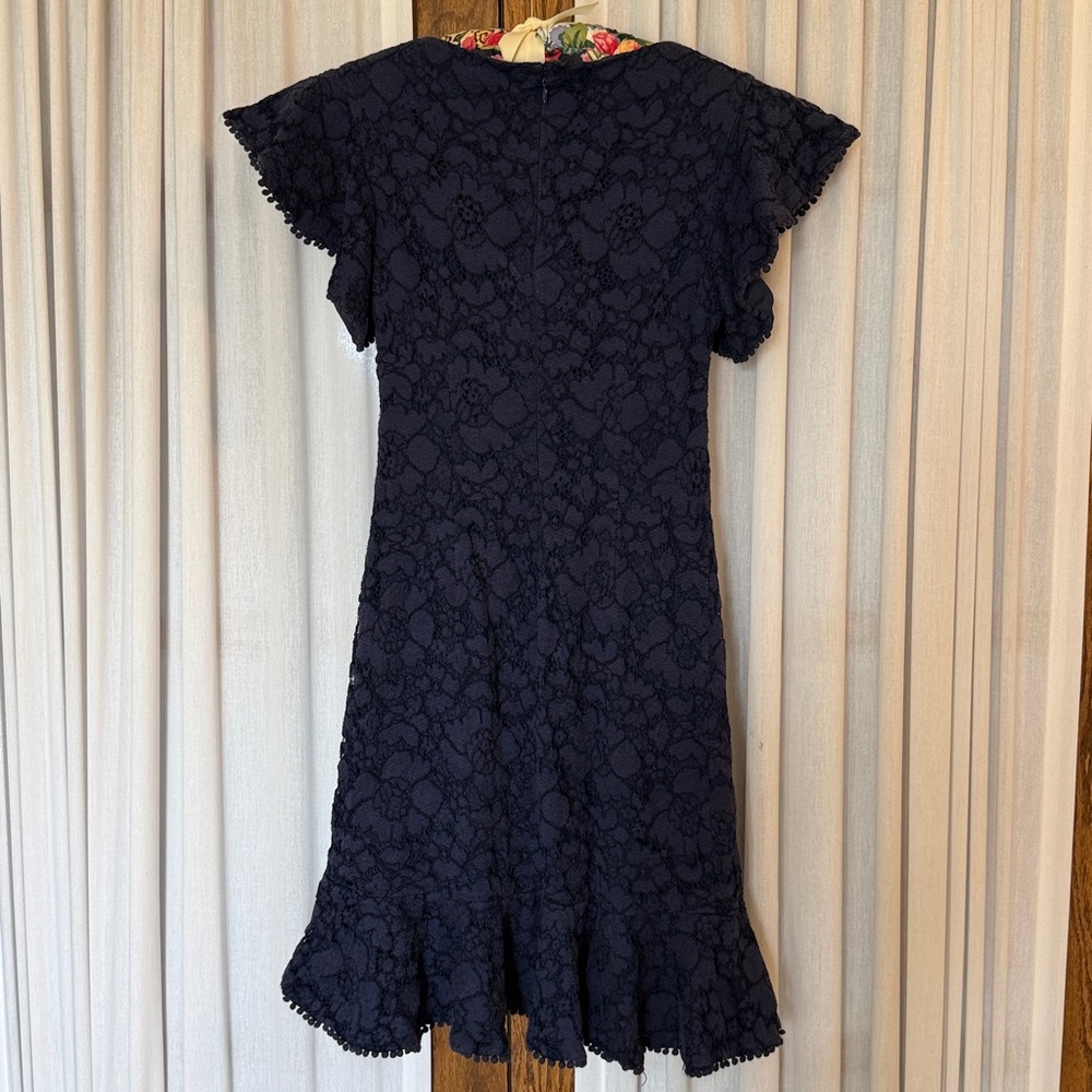 Vince Camuto Dark Blue Lace Flutter Sleeve Dress - Picture 5 of 13